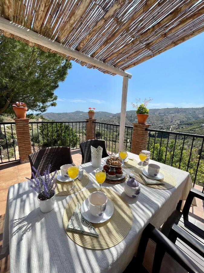 Villa En Frigiliana Con Piscina Y Jacuzzi Exterior photo