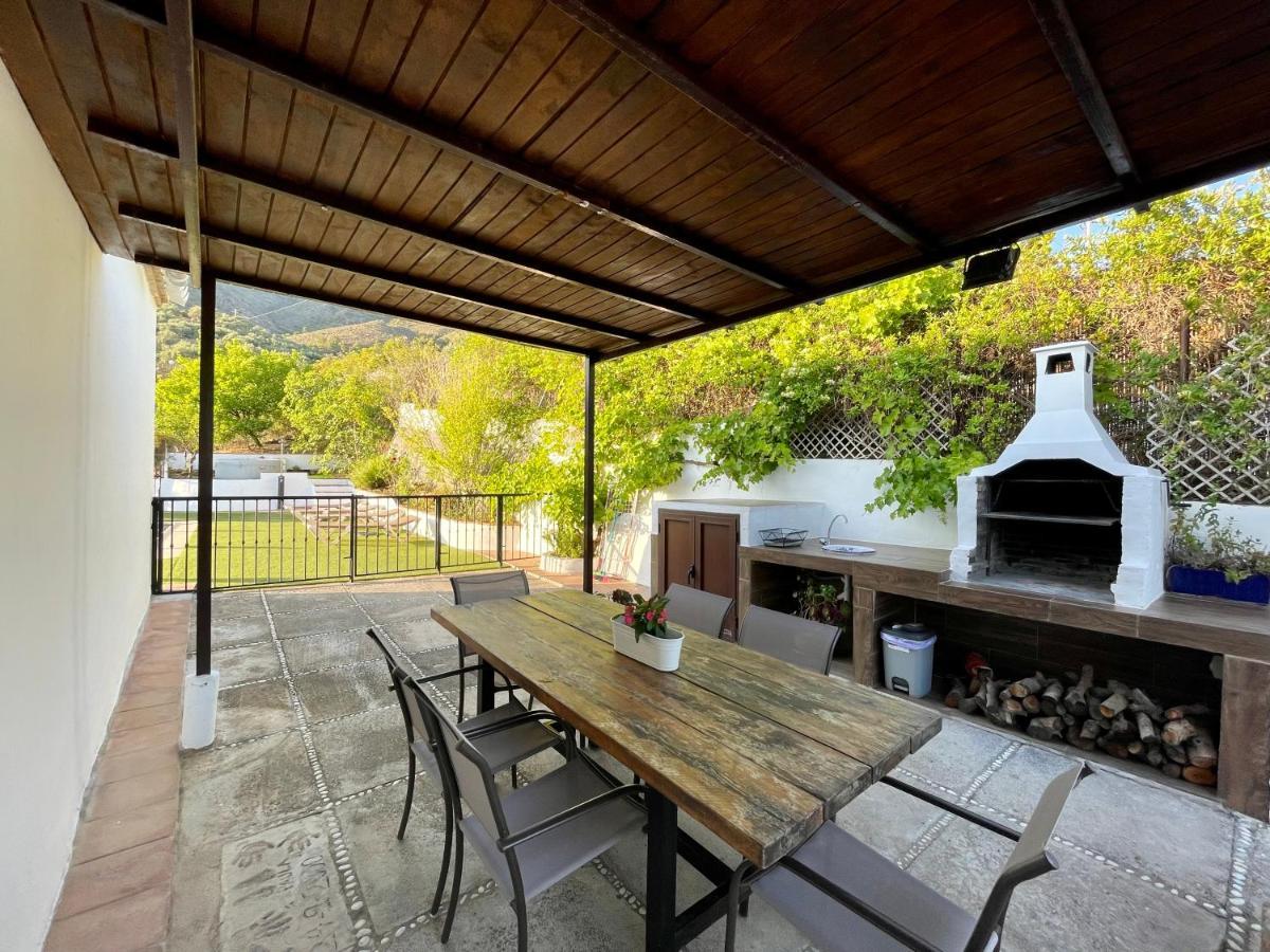 Villa En Frigiliana Con Piscina Y Jacuzzi Exterior photo